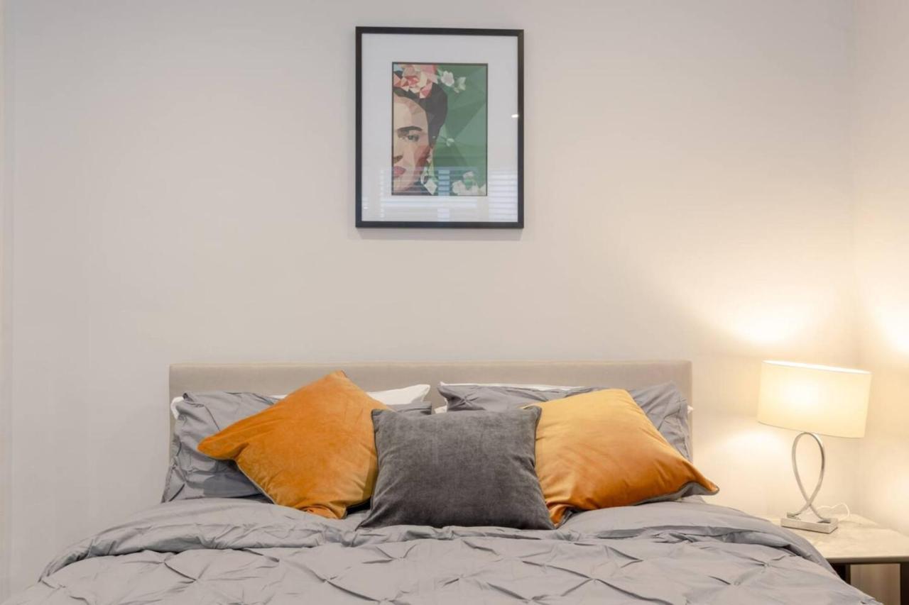 Modern Flat In The Heart Of West London Apartment Bagian luar foto