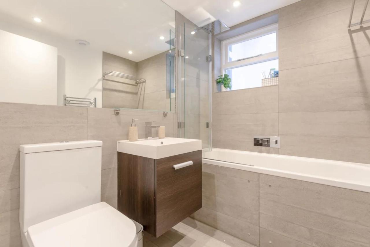 Modern Flat In The Heart Of West London Apartment Bagian luar foto