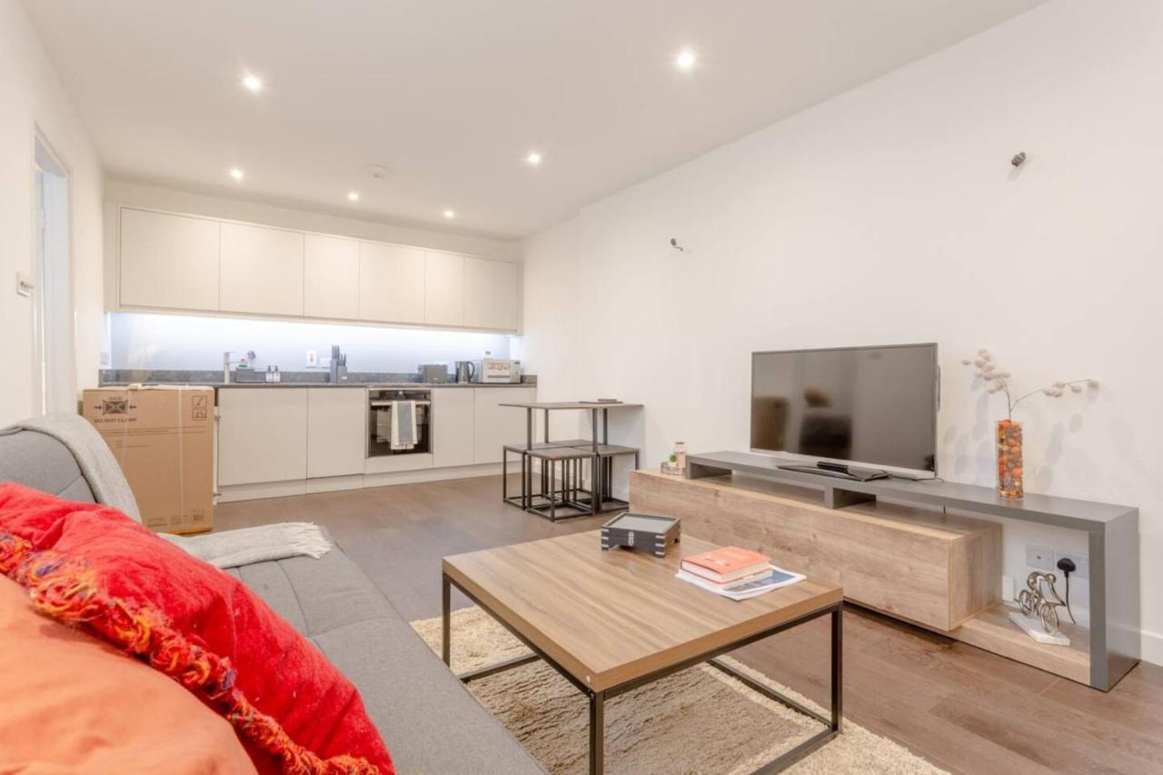 Modern Flat In The Heart Of West London Apartment Bagian luar foto