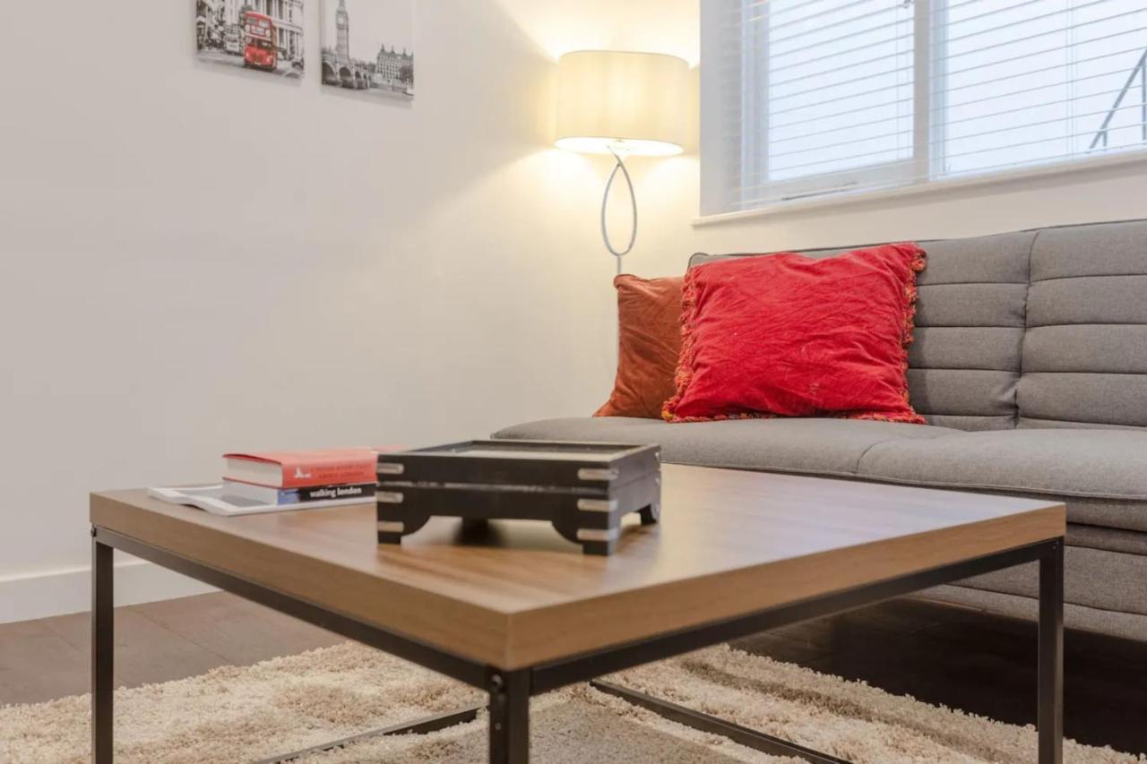 Modern Flat In The Heart Of West London Apartment Bagian luar foto
